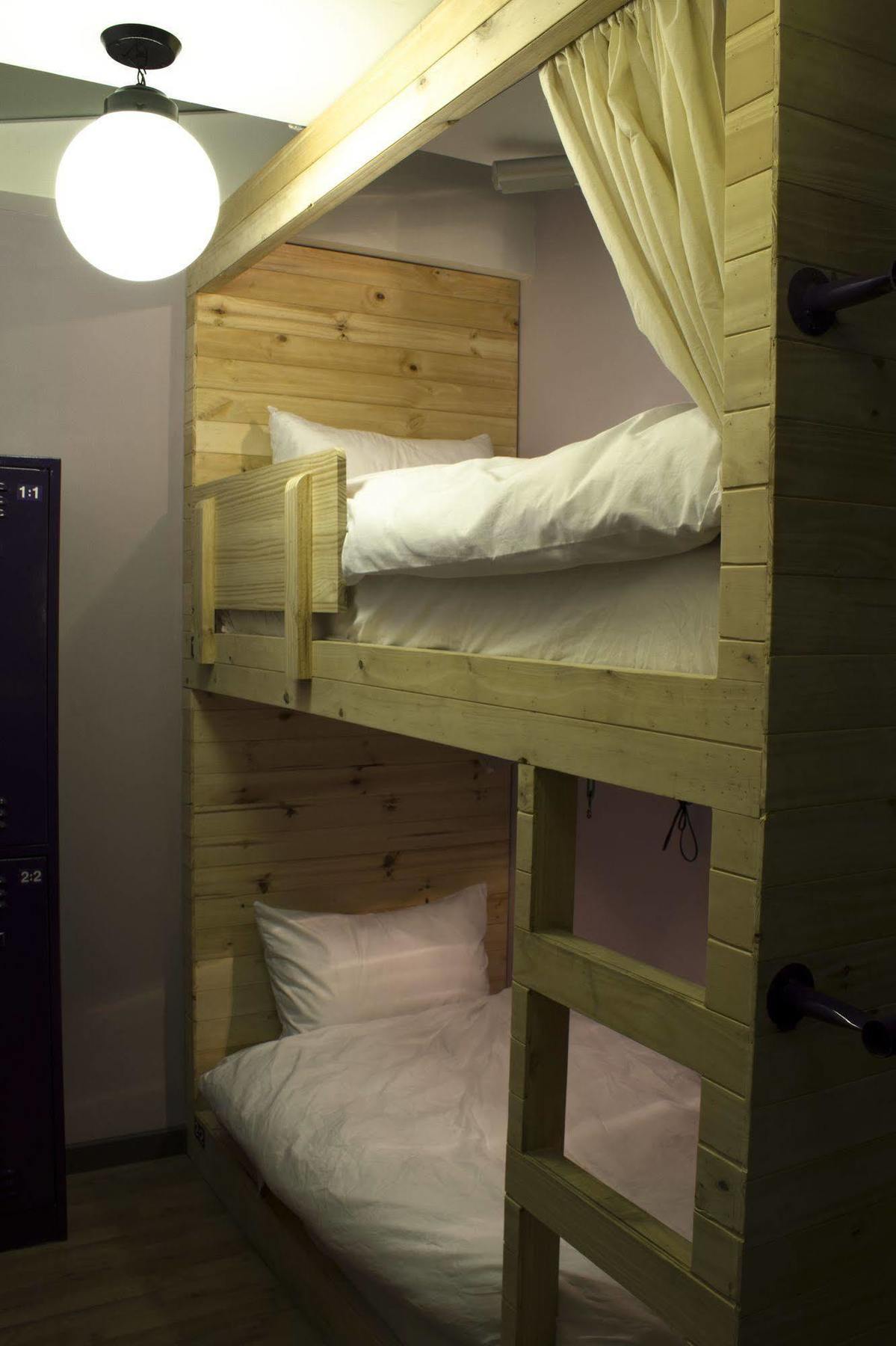 12:12 Hostels Богота Экстерьер фото
